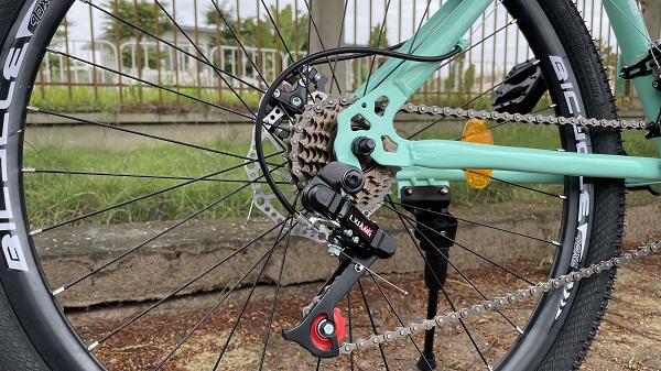Xe giẫm tuột xích Lý do và những chú ý Bike2School Hệ thống kinh doanh nhỏ xe cộ giẫm #6 Xe giẫm tuột xích Lý do và những chú ý Bike2School Hệ thống kinh doanh nhỏ xe cộ đạp